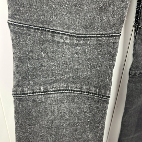 Free People Womens Jeans 28 Dark Gray/Black Skinny Mid-Rise Zip Pockets & Ankles - Picture 10 of 15
